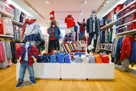 內(nèi)部服裝店 零售行業(yè)的獨特風(fēng)景線